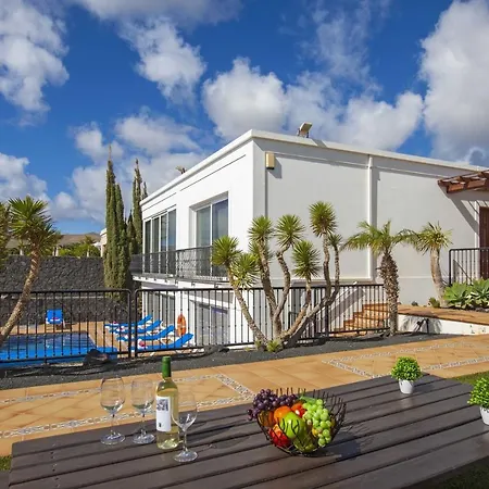 Superb Puerto Calero Casa Acentejo Dos 6 Bedrooms Pool Table Childrens Play Area Villa